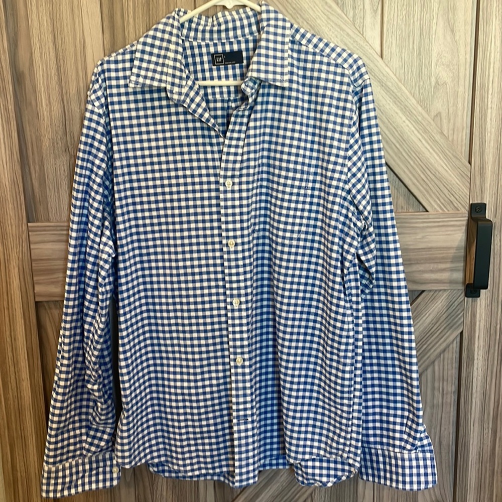 Gap Men’s Button Down Shirt, Size L, Worn Once!